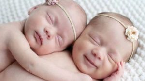 Simak 3 Tips Mengandung Anak Kembar Ini